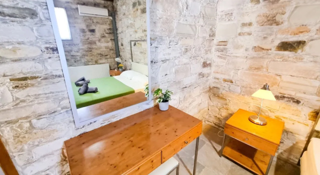 Skarinou's Landhouse Poolside Apartment, Book Apartment Hotels in Larnaca Region with Parking, Parking
