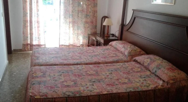 Hostal Europa, Забронировать Отель Эстепона Коста-дель-Соль