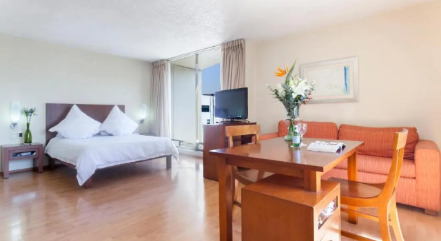 Standardowy dwuosobowy pokój San Marino Suites