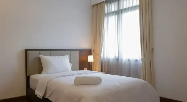 Spacious And Comfort 3Br Apartment At Simprug Park Residences, Book Apartment Jakarta Jakarta Province