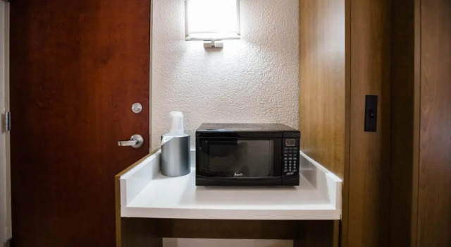 Четырёхместный номер Standard Holiday Inn Express & Suites Knoxville-Farragut by IHG