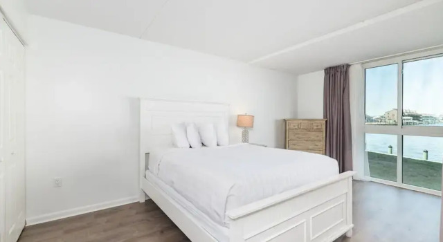 Номер Premium Bay Club Resort by CoolVacay