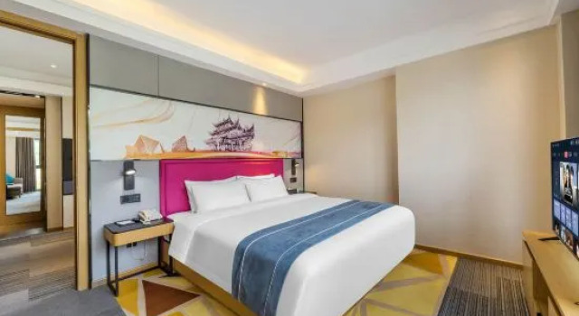 Люкс Chongqing Bishan Days Hotel (Water World Bishan Metro Station Branch)