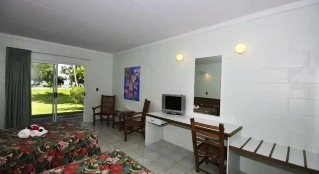 Kosrae Nautilus Resort, Rezervovat Lázně / Resort Yepan Kosrae