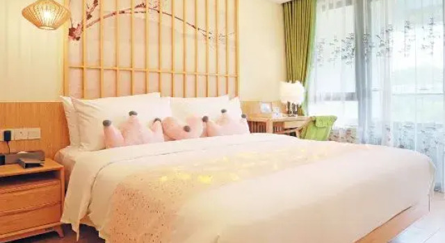 Люкс с 2 комнатами The Rayna Resort