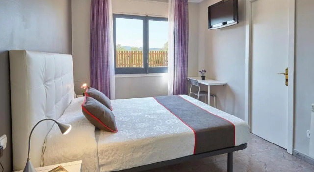 Семейный номер Standard Hostal Mas Ferrer