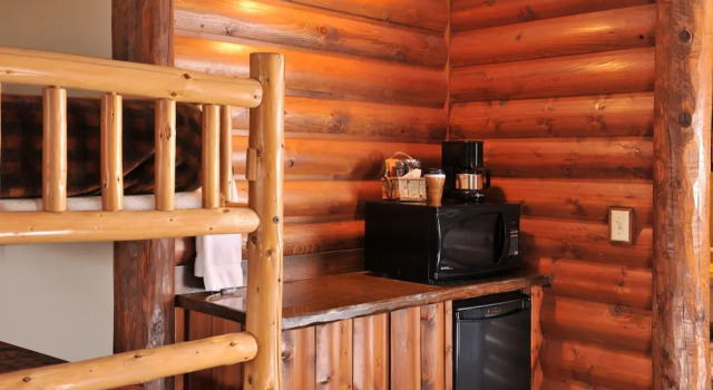 Четырёхместный номер Standard Cedar Creek Hotel Wausau - Rothschild