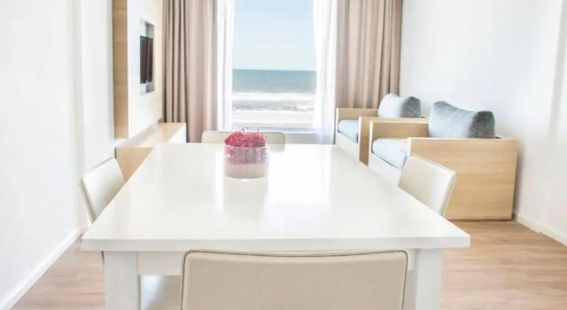 Апартаменты с видом на море Pinamar Beach Resort