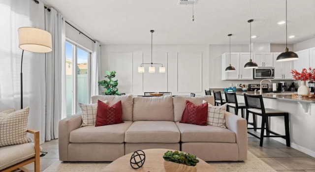 Newly Renovated! Charming Challet at Compass Bay, Book Hotel Kissimmee Kissimmee