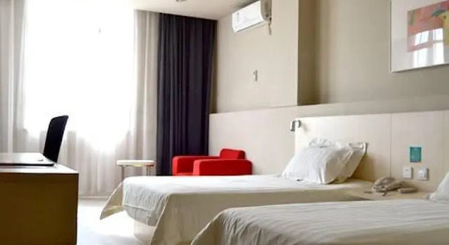 Номер Standard Jinjiang Inn Datong South Ring Bridge
