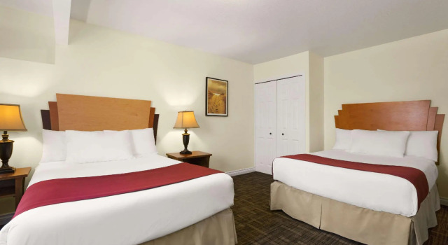 Четырёхместный люкс Northwinds Hotel Revelstoke