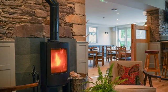 Woodside Cottage Self Catering, Забронировать Дом для отпуска Отели Центральной Шотландии с парковкой, Парковка