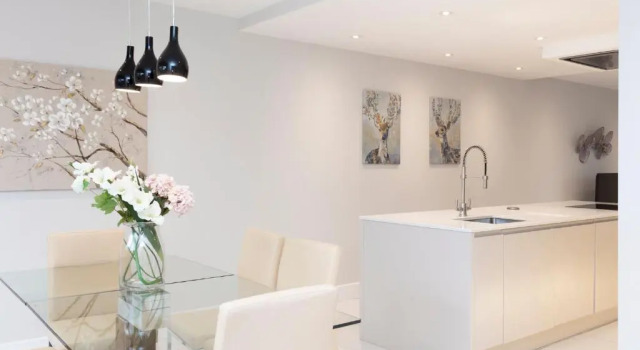 Коттедж Stunning Central Windsor Town House With Parking