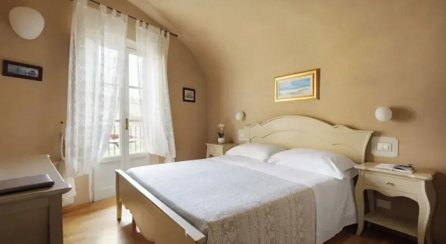 Двухместный номер Deluxe с балконом и с видом на внутренний двор Residenza dEpoca Relais I Miracoli