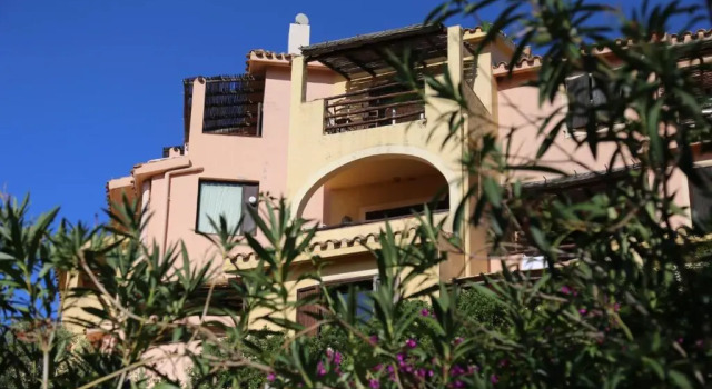 Residence Torre delle stelle, Забронировать Отель Торре-делле-Стелле Южная Сардиния