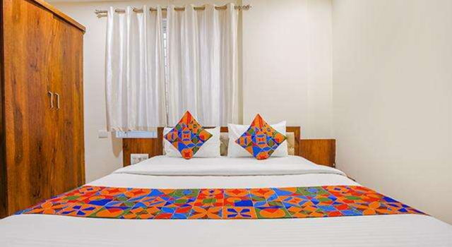 Номер Standard Fabhotel Royal Inn I