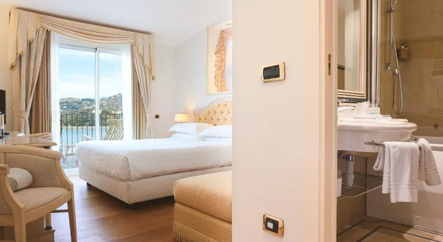 Двухместный номер Deluxe с балконом и с видом на море Doria Park Hotel