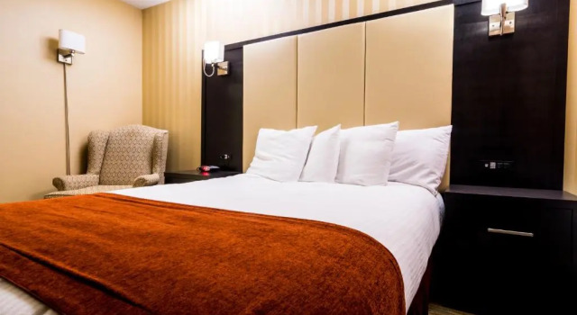 Standardní Dvoulůžkový s manželskou postelí pokoj Sinbads Hotel & Suites