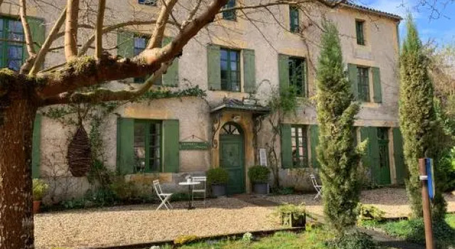 Villa Marguerite, Rezervasyon Villa Dodogne Valley otoparklı oteller, Otopark