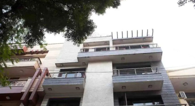 BluO Park Facing 3BHK - Balcony, Lift, Parking