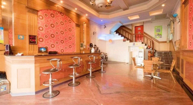 安尼赫時尚旅店 Anich Fashion Inn I 墾丁大街 I 親子遊戲區 I 停車位, Buchen Sie Bed & Breakfast Hotels in Landkreis Pingtung mit Parkplatz, Parkplätze