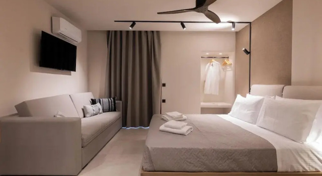 Апартаменты Classic с балконом и с видом на море Niro Beachfront Living