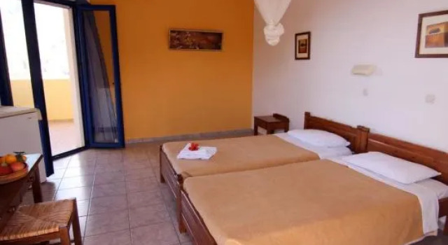 Voukelari Rooms, Book Hotel Plakias Central Crete
