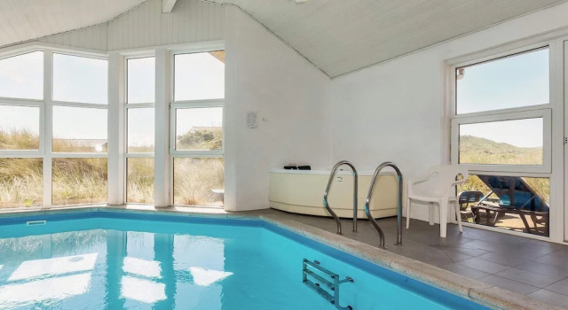 10 Person Holiday Home in Lokken, Prenota Hotel Løkken 