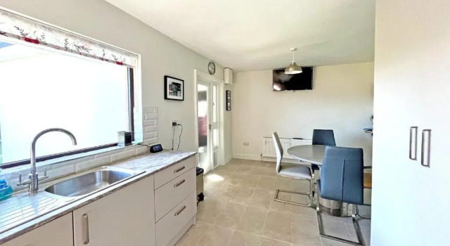 Коттедж The Nook Oranmore Holiday Home