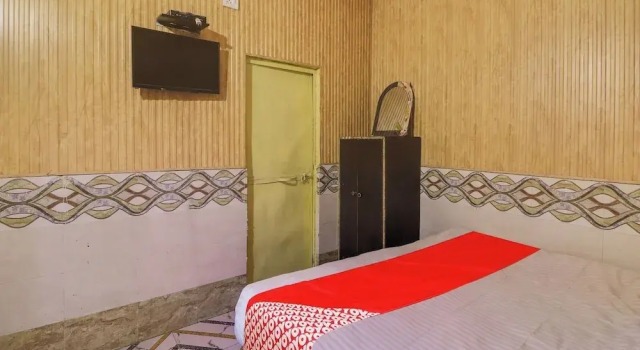 Krishna Mountain Cottage, Rezervovat Rekreační dům Bhimtal Uttarakhand