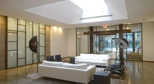 Life Suites - King West Loft, Varaa Hotelli Toronto 