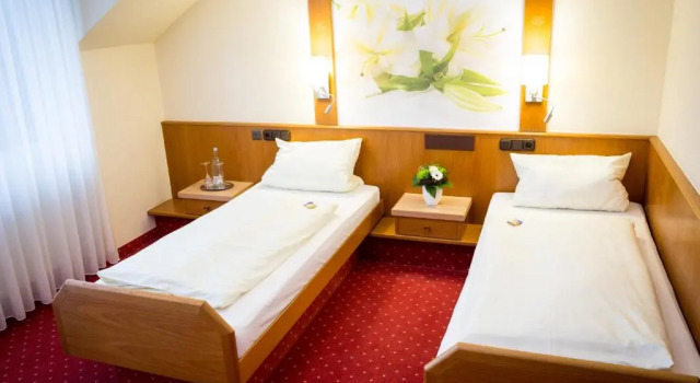 Gasthof-Hotel Harth, Buchen Sie Hotel Fulda Rhön