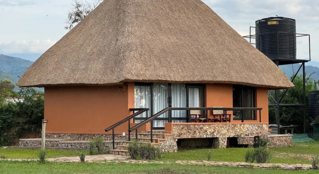 Двухместный номер Deluxe с балконом Ihamba Lakeside Safari Lodge