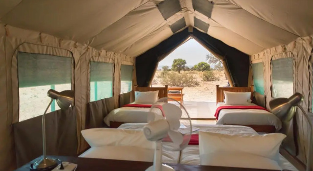 Namib Desert Camping2Go, Book Hotel Hoteller i Sesriem med parkering, Parkering
