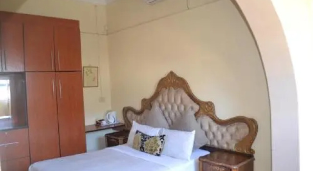oasis guest house