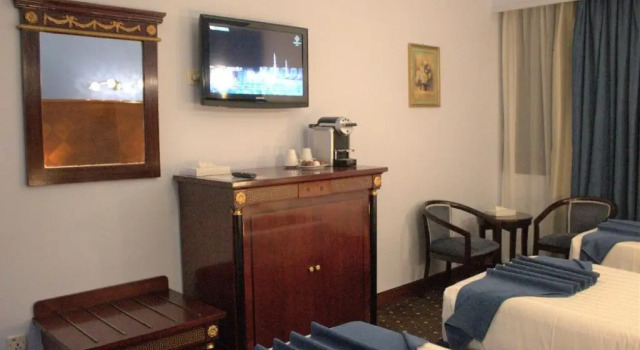 Трёхместный номер Standard Grand Plaza Al Madina