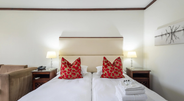 Knysna Log-Inn Hotel, Book Hotel SPA-hoteller i Knysna, SPA
