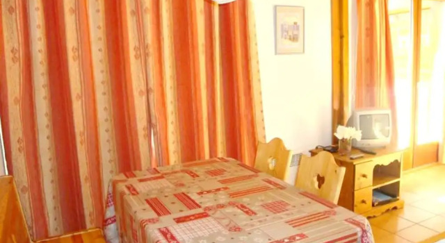 Studio in Praz-sur-arly, With Wonderful Mountain View and Enclosed Gar
