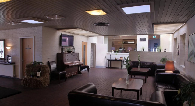 Glamsbjerg Hotel, Book Hotel Hotels in Funen with a Pool, Swimming Pool