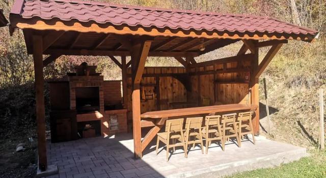 Вилла с 5 комнатами с видом на сад Szejke Villa