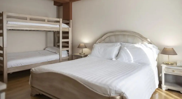 Четырёхместный номер Superior с балконом Grand Hotel del Parco