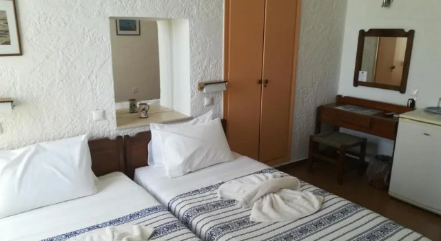 Номер Economy Pythaïs Hotel