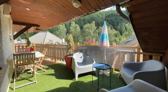 L'EDELWEISS véritable cocon avec Cheminée, Prenota Appartamento Hotel a Alvernia con parcheggio, Parcheggio