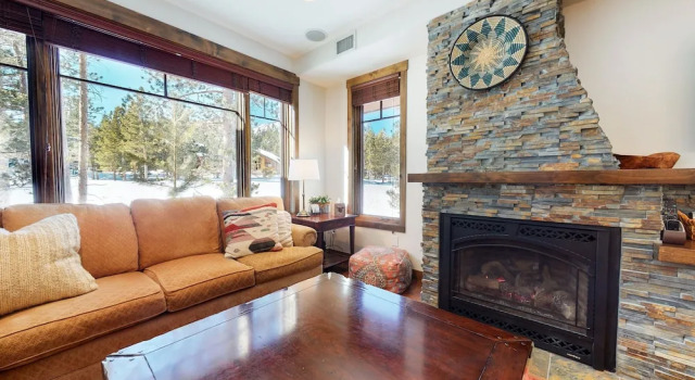 Woodwinds 1271 Spacious Mountain Modern Home with Private Hot Tub, Fireplace and Garage by RedAwning