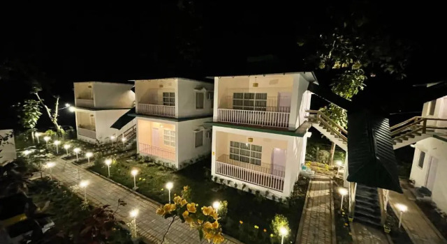 Jaldapara Forest Tourist Lodge, Varaa Hotelli Mādāri Hāt West Bengal