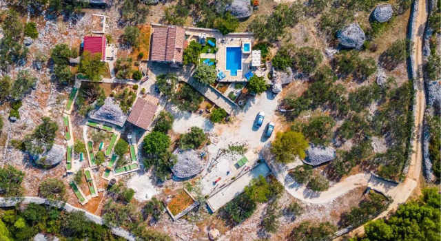 Коттедж с 3 комнатами Holiday Home Gabelot