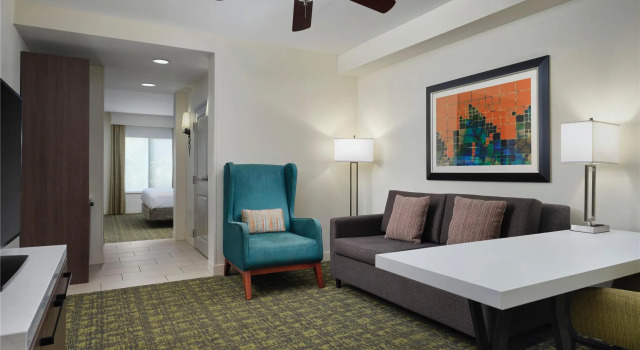 Двухместный люкс c 1 комнатой Hilton Garden Inn Meridian