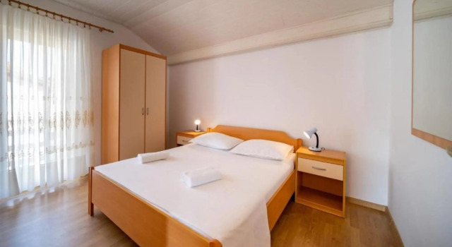 Bepa - 200 m From Sandy Beach - A3, Prenota Hotel Arbe 