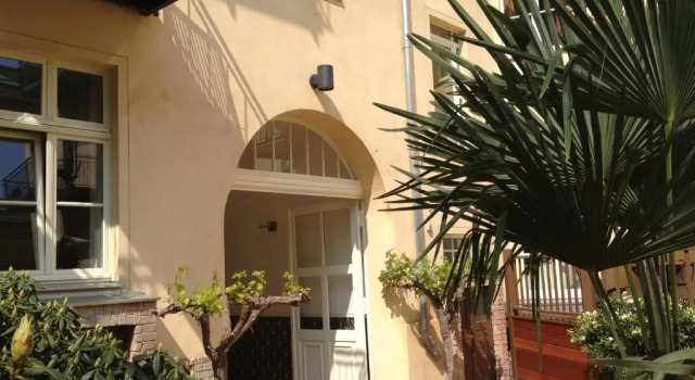 Garden Living, Book Hotel Hoteller i Berlin med parkering, nær Boros Foundation, Parkering