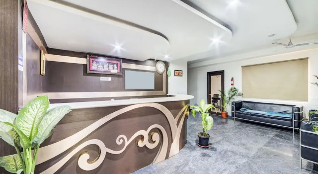 OYO 28033 Pradha Grand, Забронировать Отель Отели Хайдарабада с завтраком, рядом с Технологический университет им. Джавахарлала Неру (JNTU), Завтраки